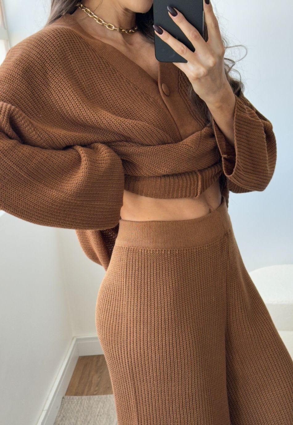 Conjunto Tricô Cardigan e Calça Wide Leg Marrom