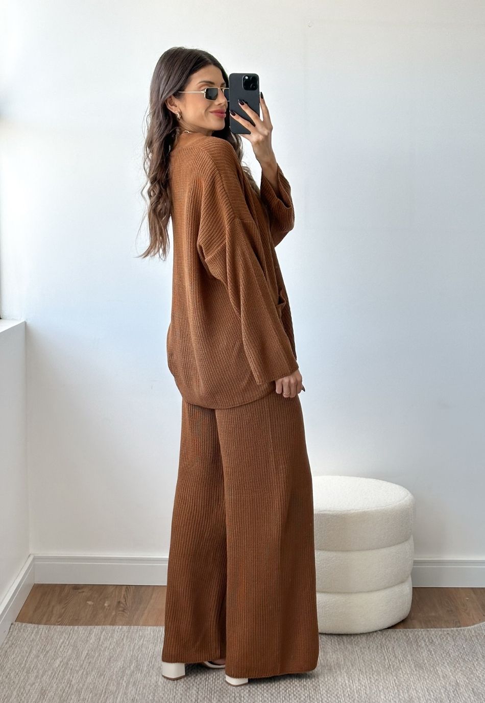 Conjunto Tricô Cardigan e Calça Wide Leg Marrom