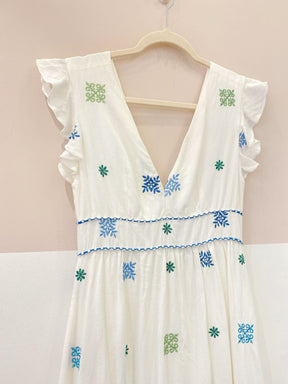 Vestido off white bordado Manu Manu 38