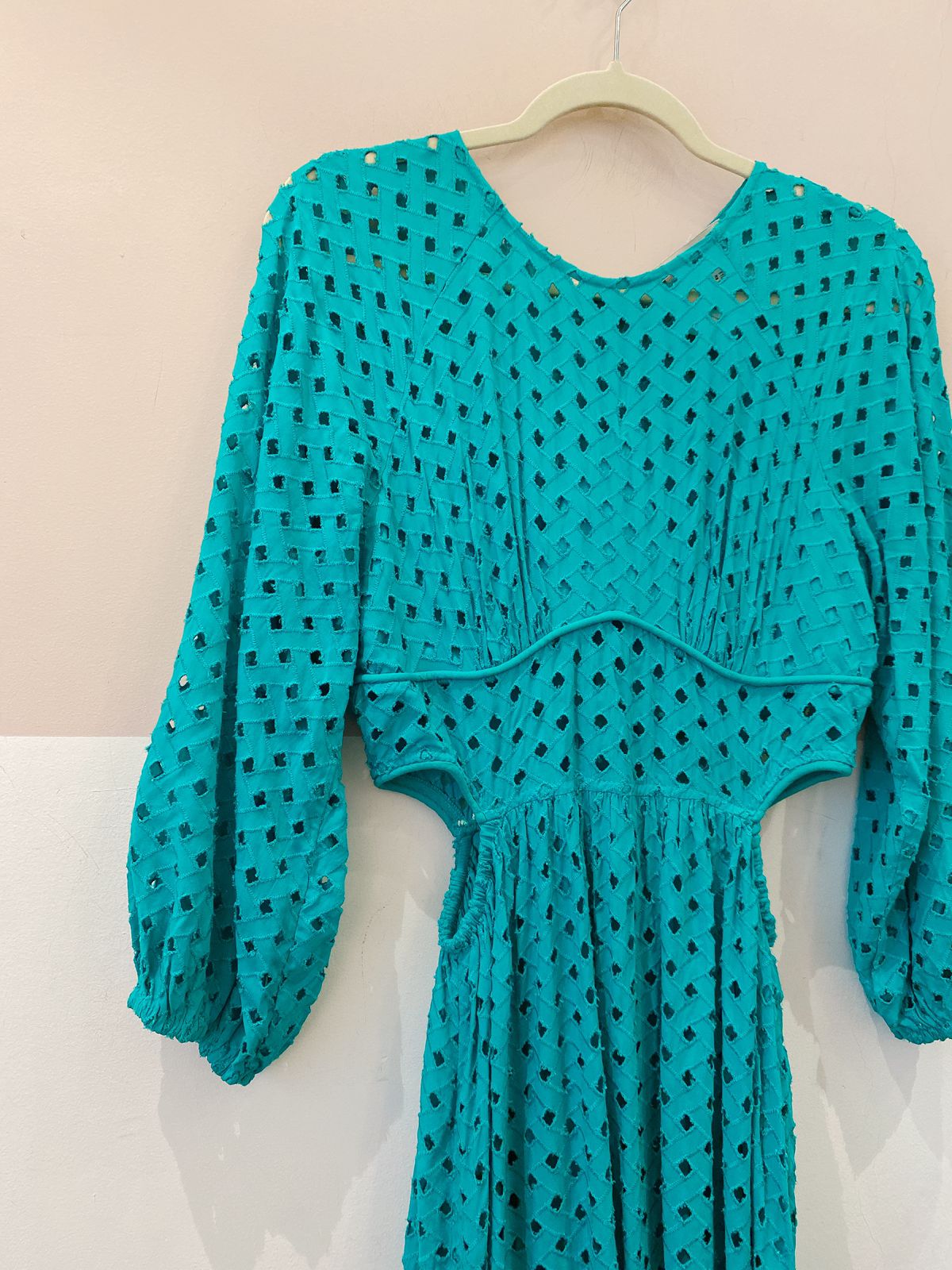 Vestido verde laise recorte Dress To P