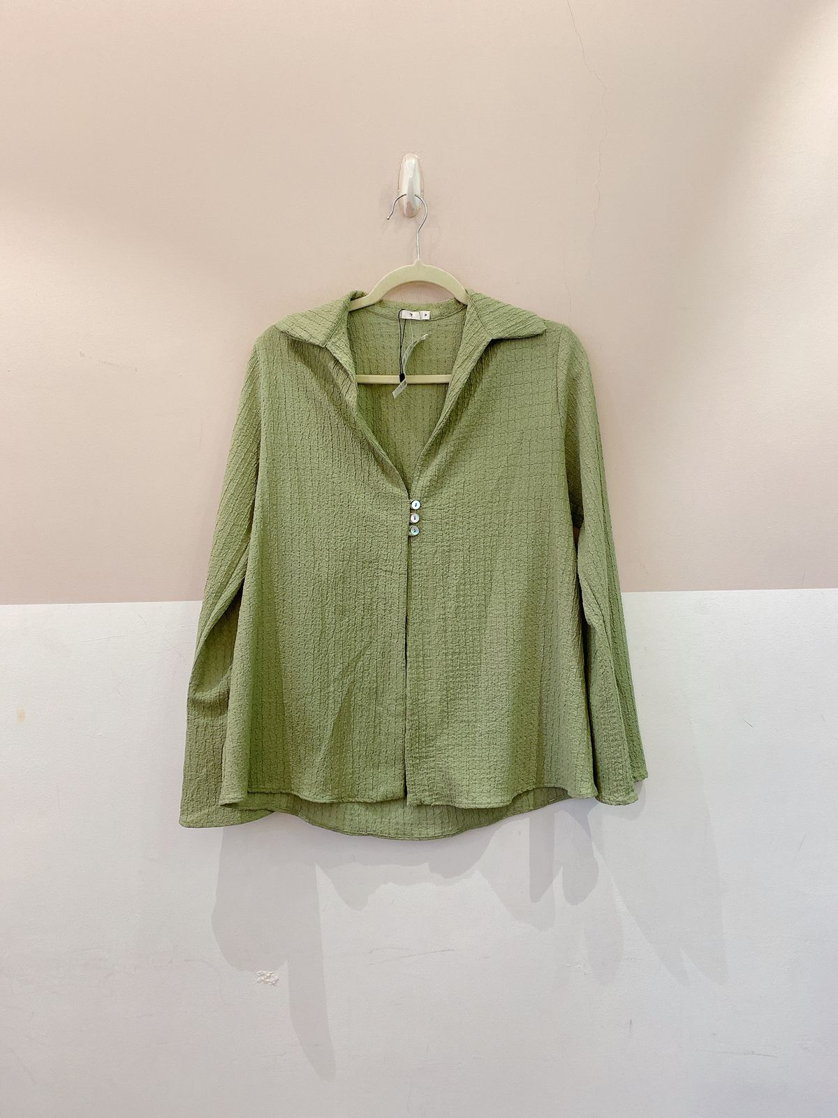 Bata verde tecido Loja 3 P