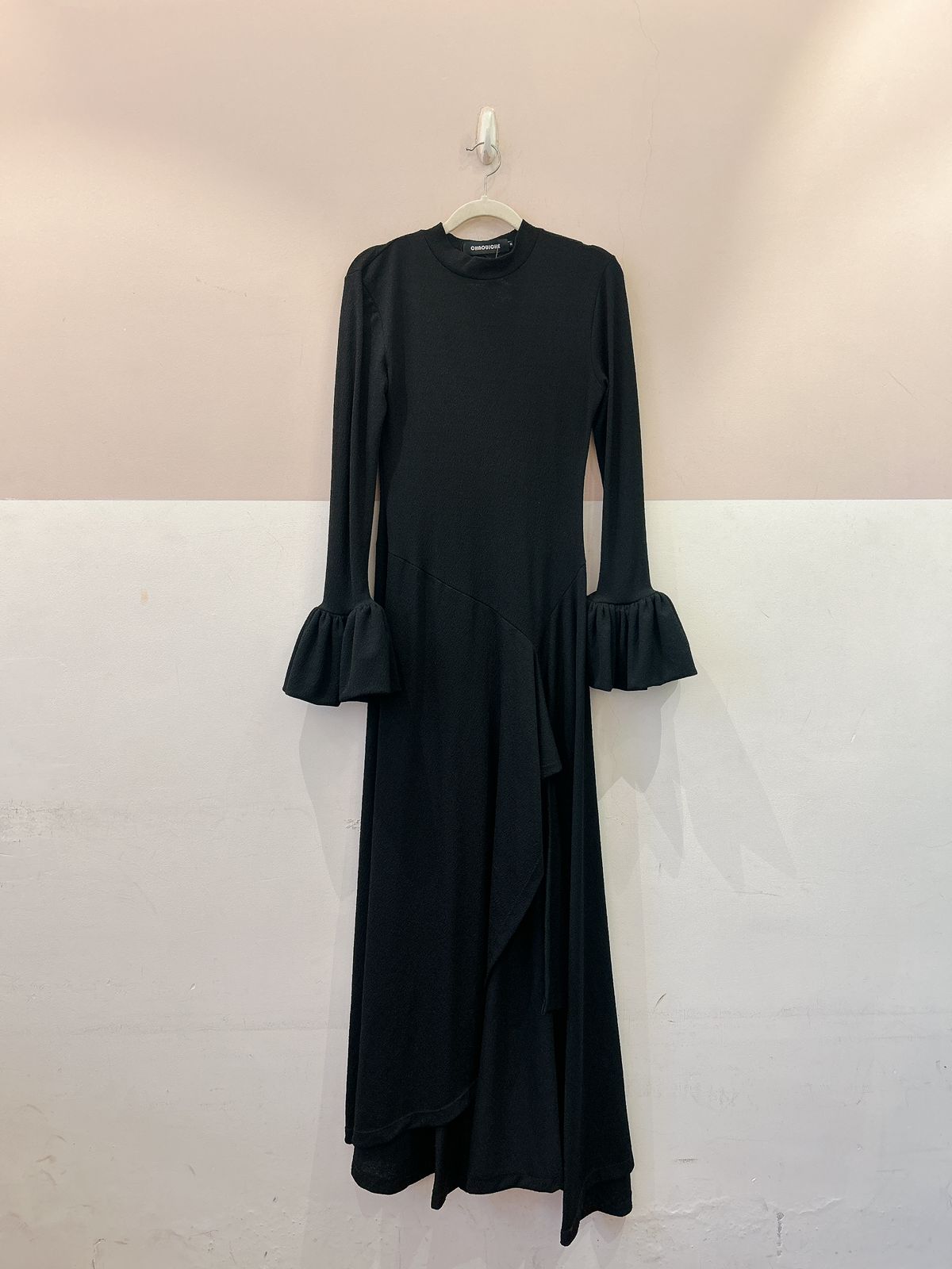 Vestido preto assimétrico Chaouiche 36