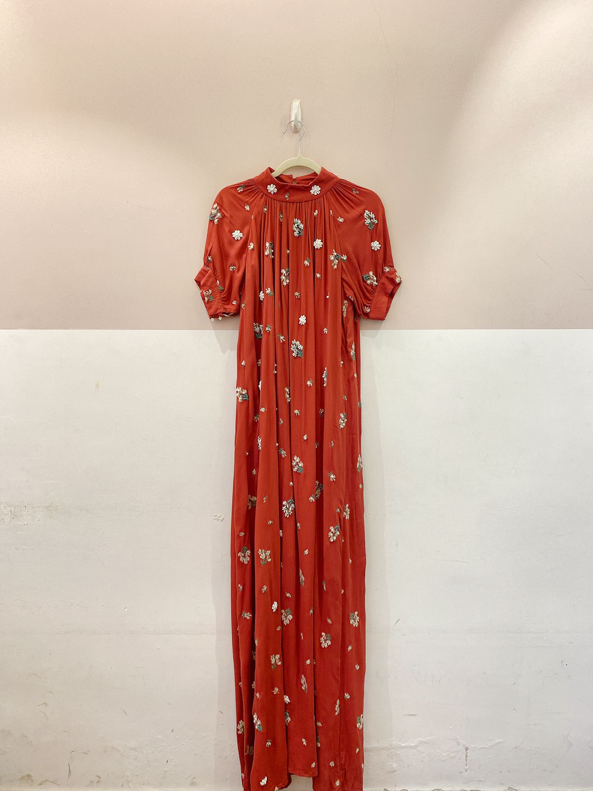 Vestido vermelho flores bordadas Denise Valadares P