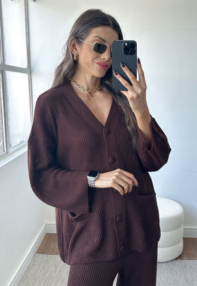 Conjunto Tricô Cardigan e Calça Wide Leg Café